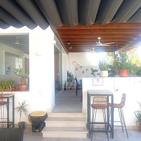 Hostal Casa Emilio 阿尔梅里亚 外观 照片