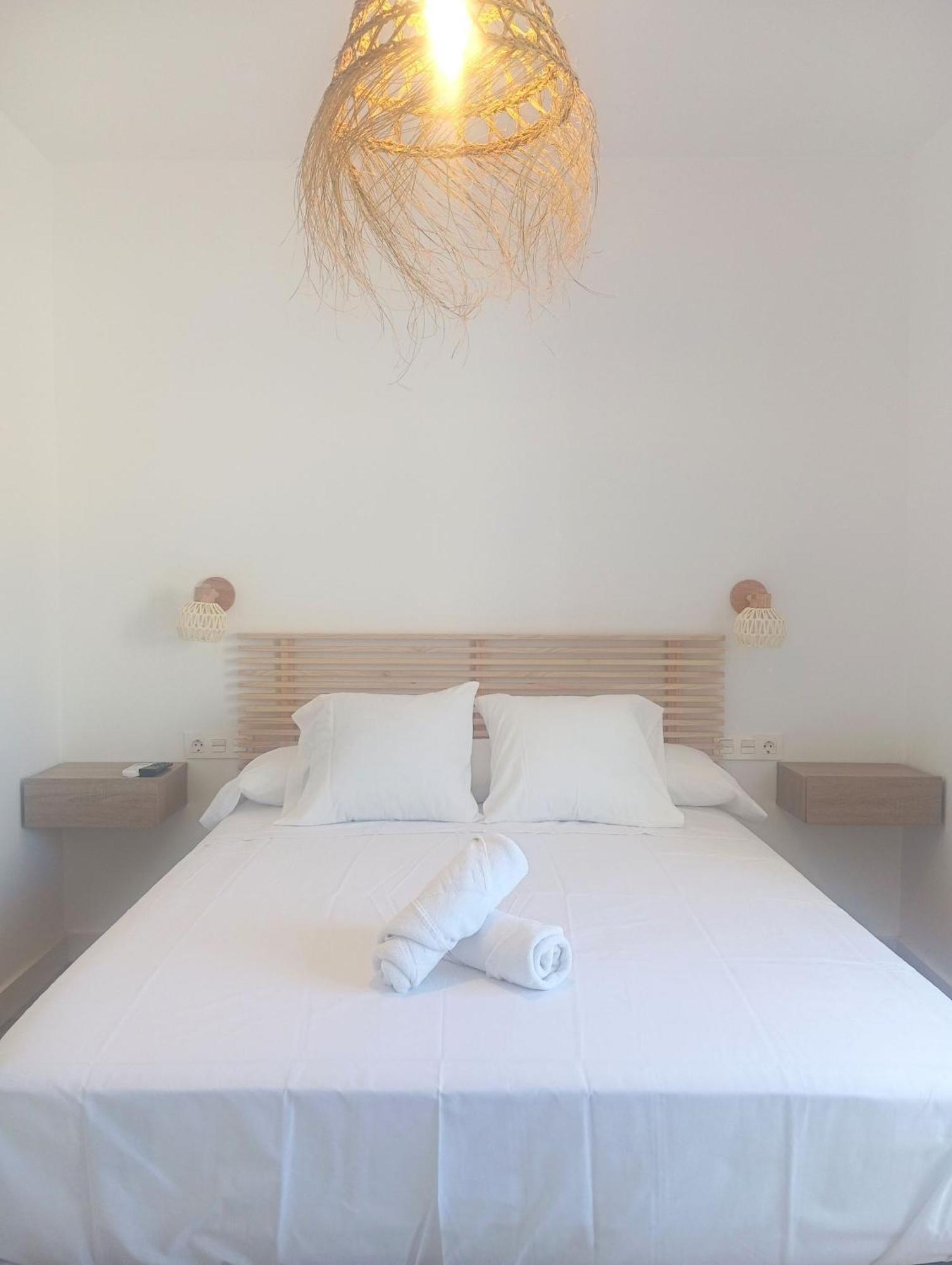 Hostal Casa Emilio 阿尔梅里亚 外观 照片